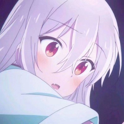 男子点燃柳絮后离开 消防迅速处置